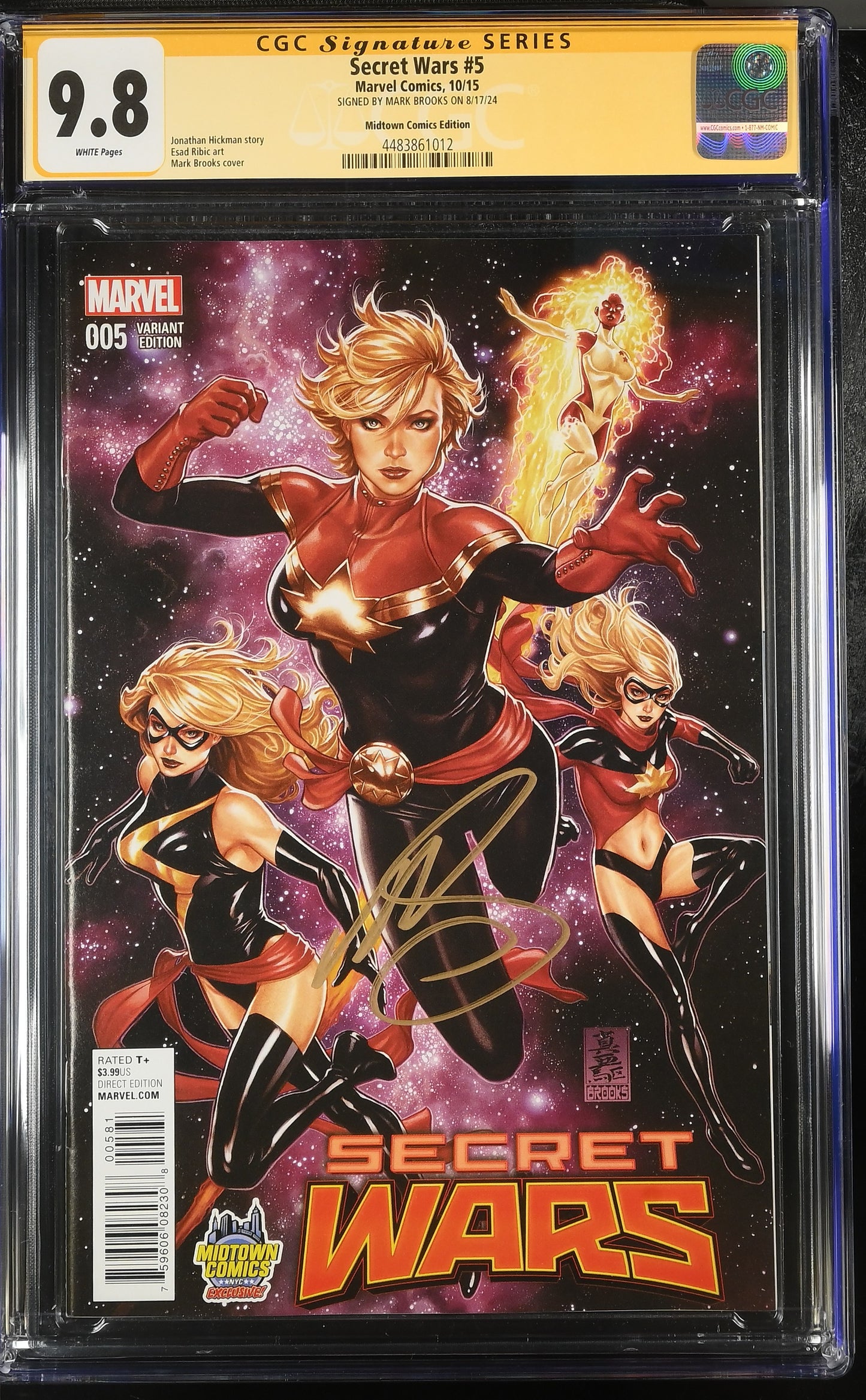 SECRET WARS #5 BROOKS EXCLUSIVE CGC SS 9.8. SIGNED BY MARK BROOKS