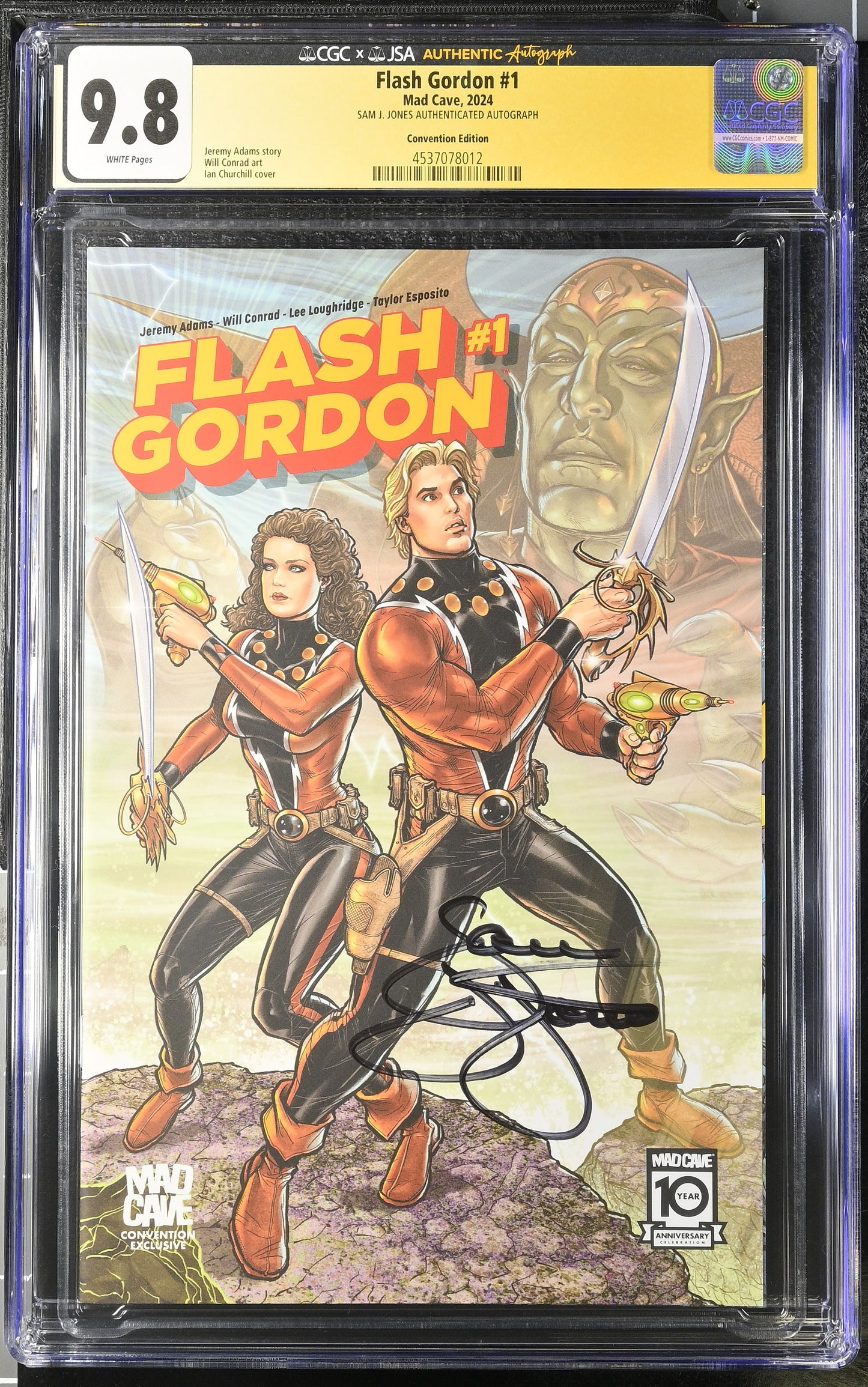 FLASH GORDAN #1 CONVENTION EXCLUSIVE CGC SS X JSA 9.8. SIGNED BY SAM J. JONES